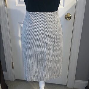 Roz & Ali Monochrome Chevron Pencil Skirt, Size L